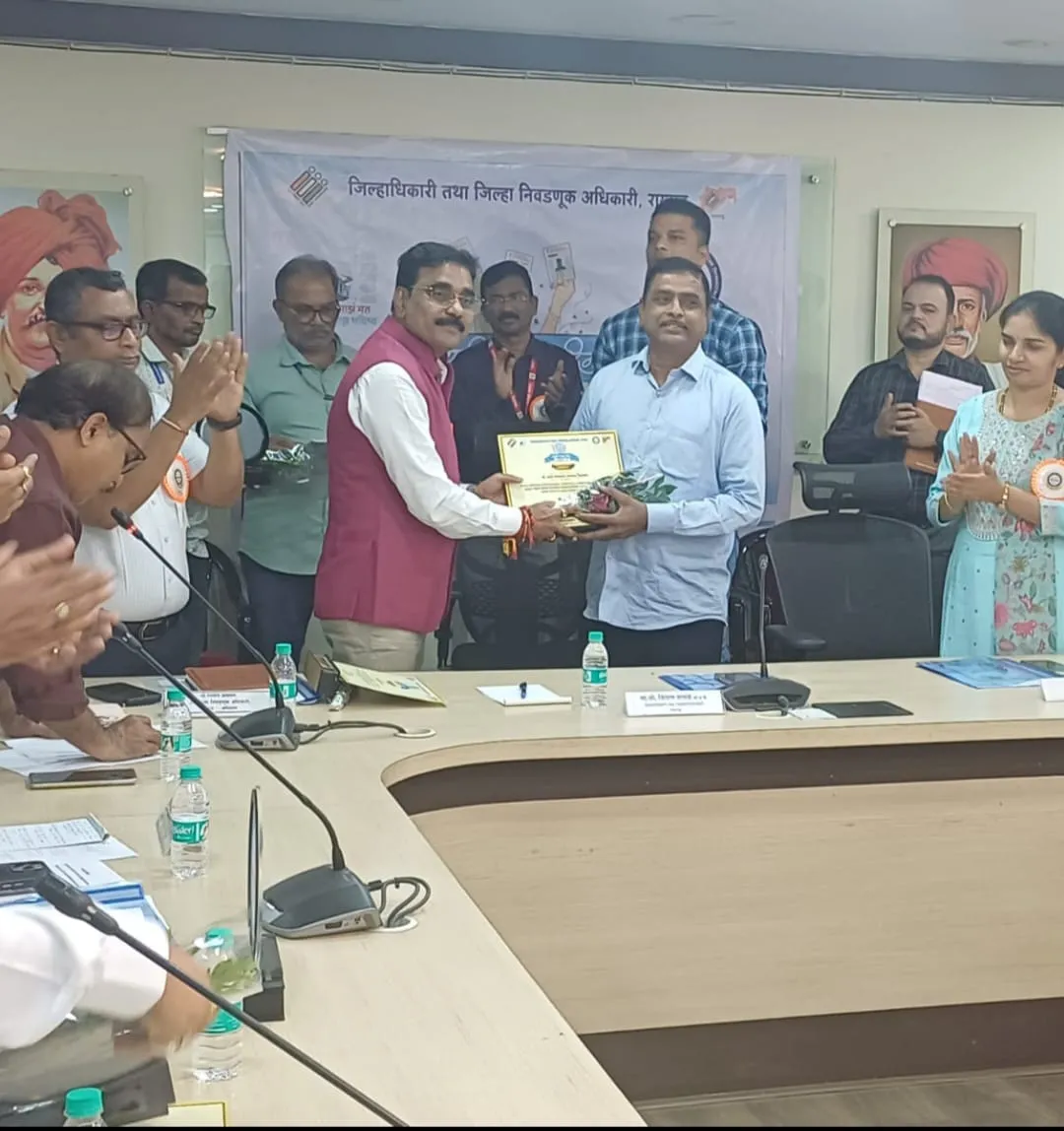 माधव सिद्धेश्वरे उत्कृष्ट बीएलओ