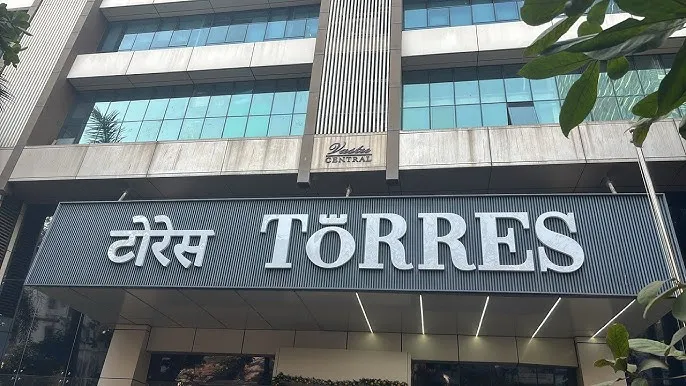 Aajchi Navi Mumbai | घसघशीत रिटर्न्सच्या नादात टोरेस लूट