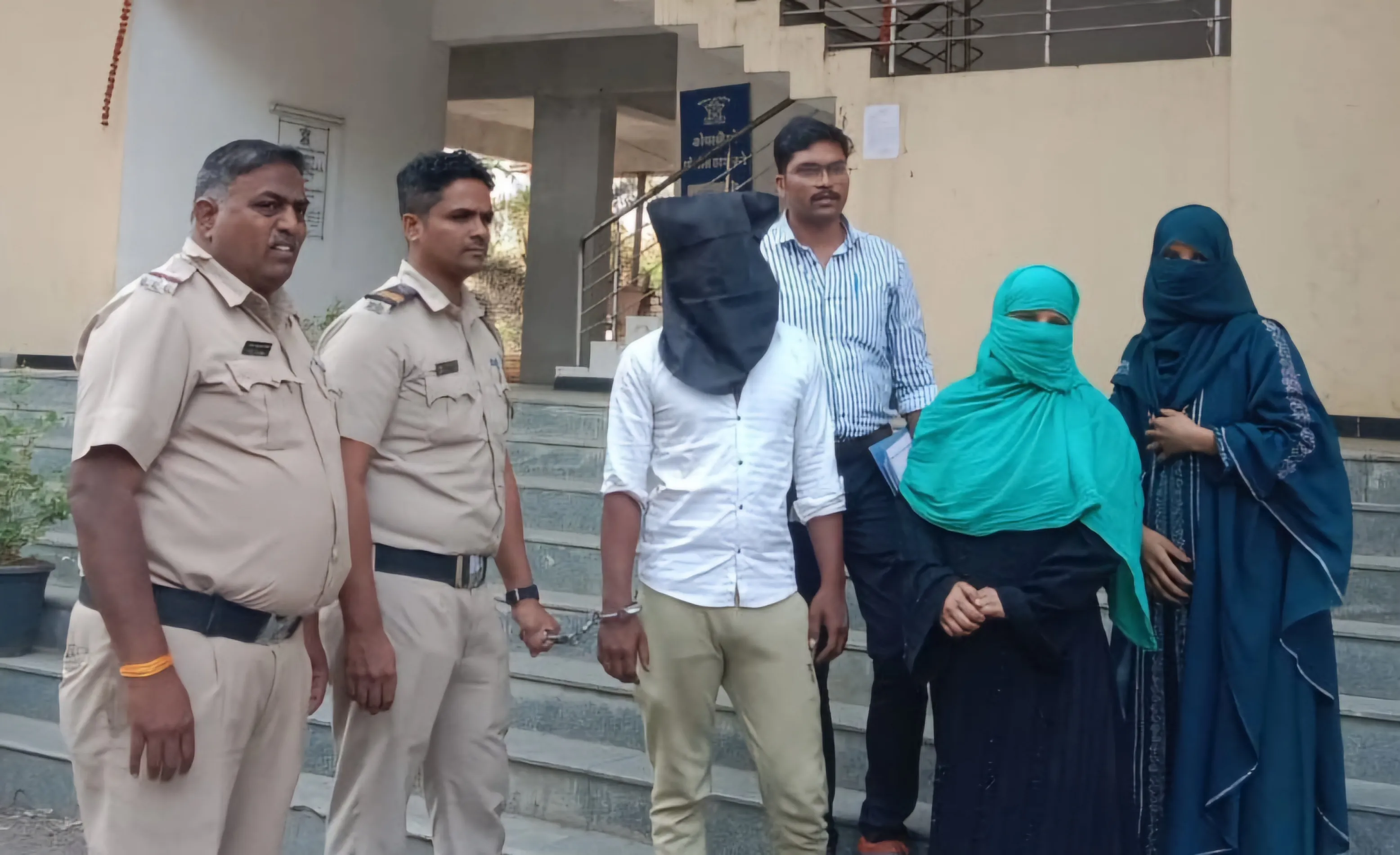 Aajchi Navi Mumbai | 36 लाखांचे अंमली पदार्थ जप्त