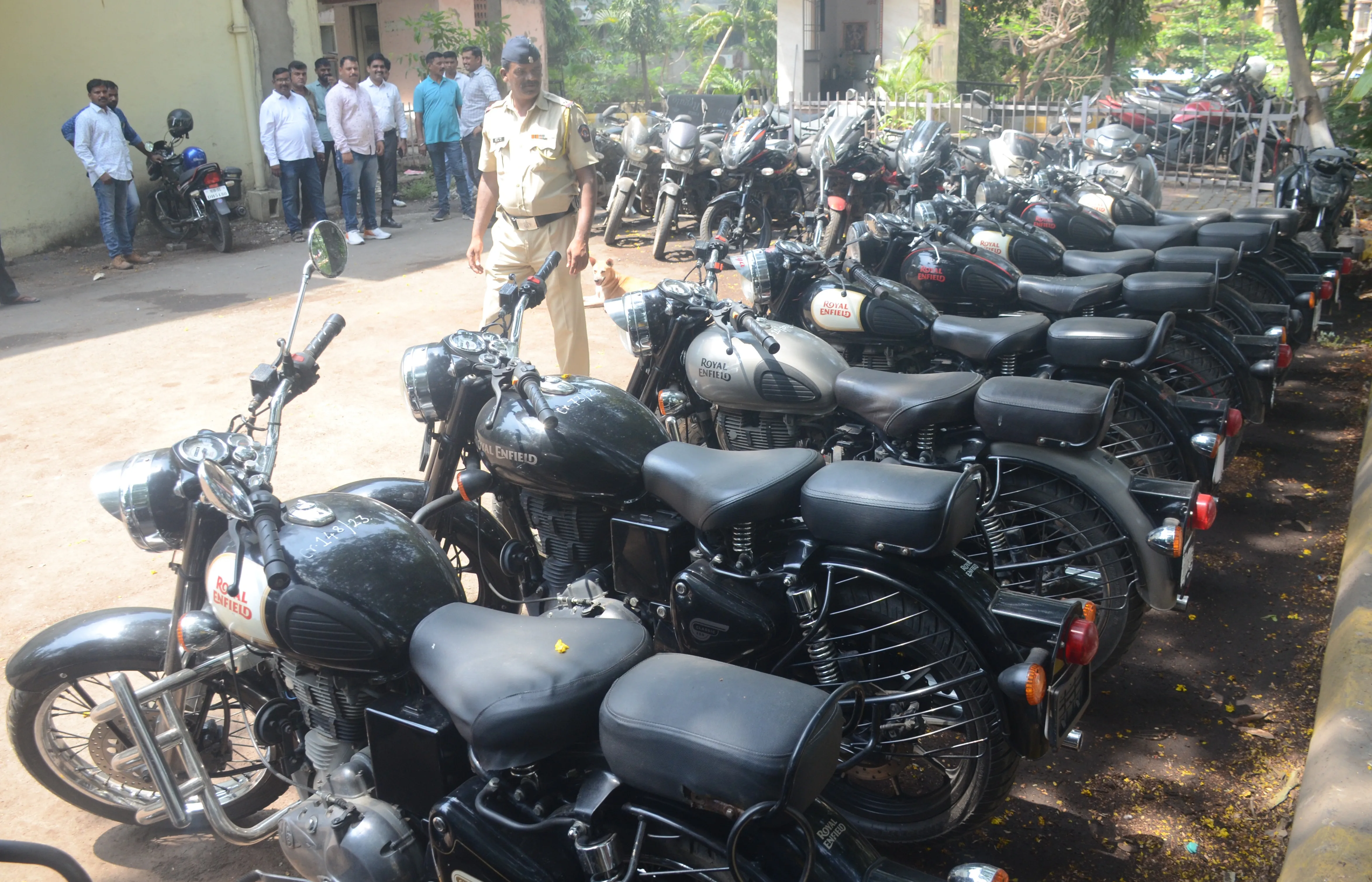 Aajchi Navi Mumbai | बुलेट चोरणारे त्रिकुट जेरबंद