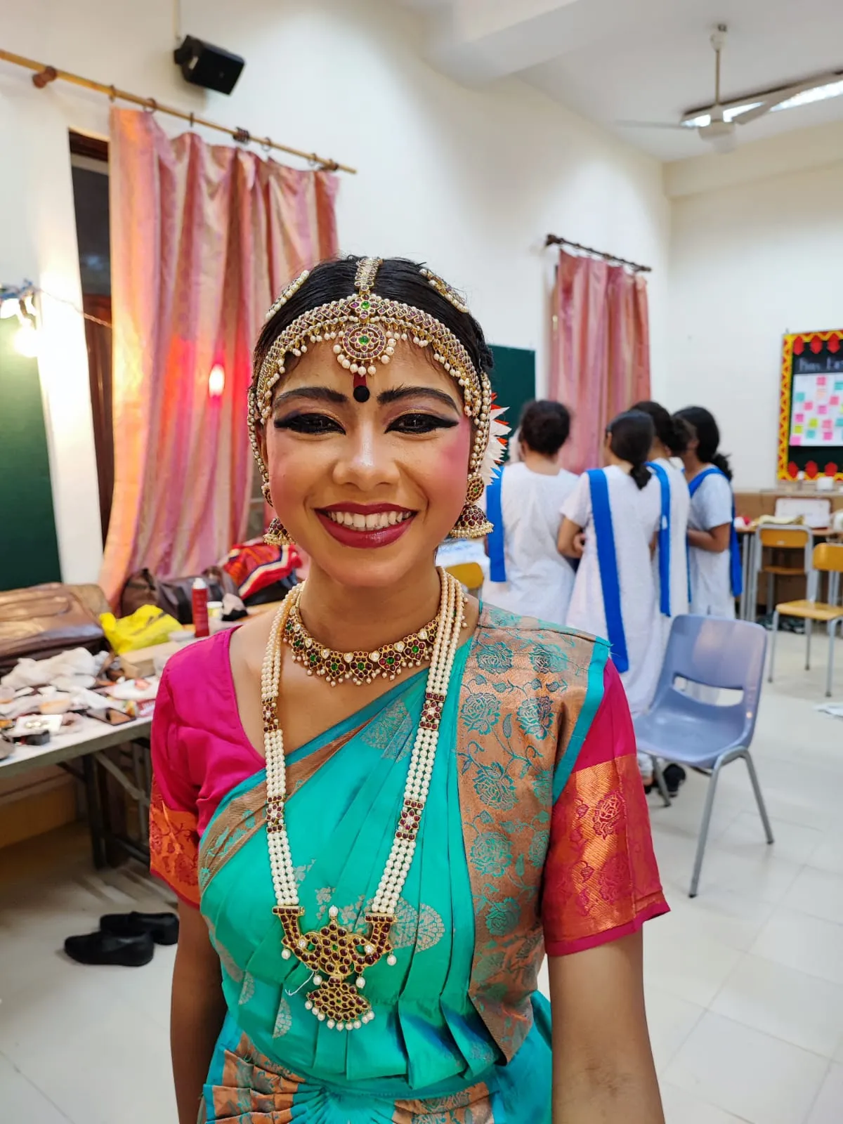 Aajchi Navi Mumbai | सैन्याधिकारी आई-वडिलांच्या मुलीची एक आगळी वेगळी...