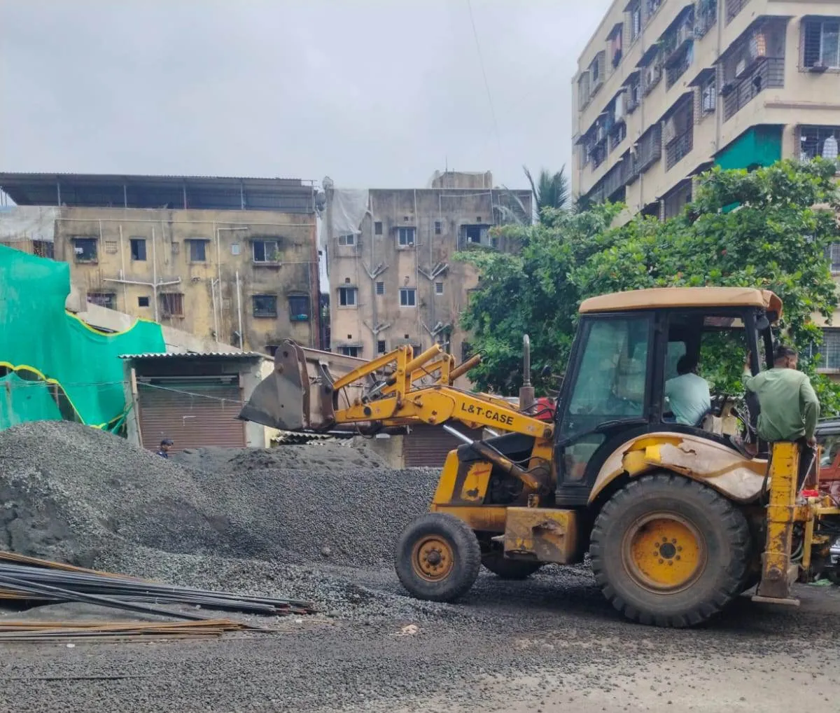 Aajchi Navi Mumbai | घणसोलीत अनधिकृत बांधकामावर तोडक कारवाई