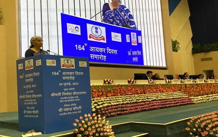 Aajchi Navi Mumbai | प्राप्ती कर संकलनामध्ये वृद्धी