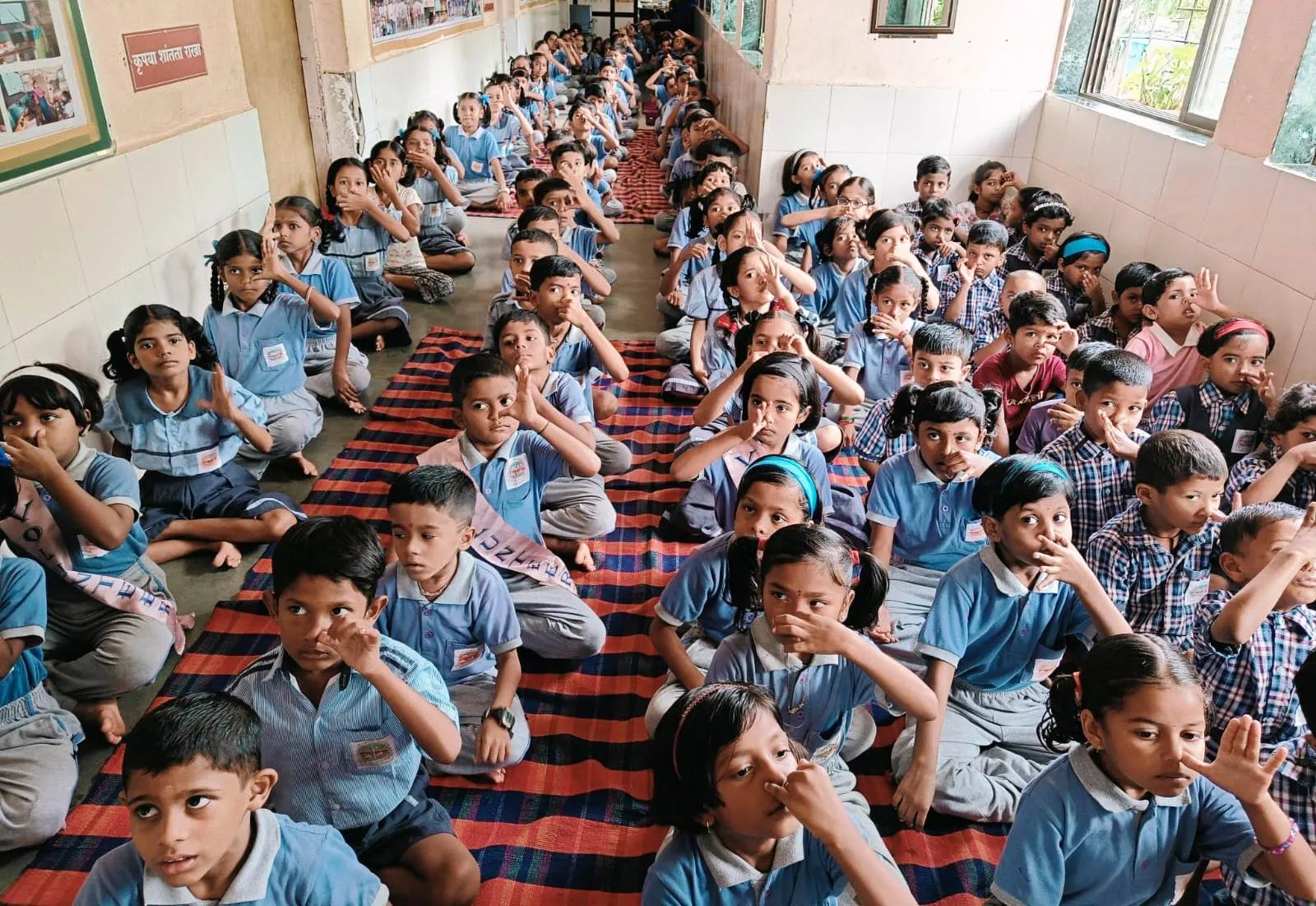 Aajchi Navi Mumbai | शाळांमध्ये विद्यार्थ्यांनी गिरवले योगसनांचे धडे