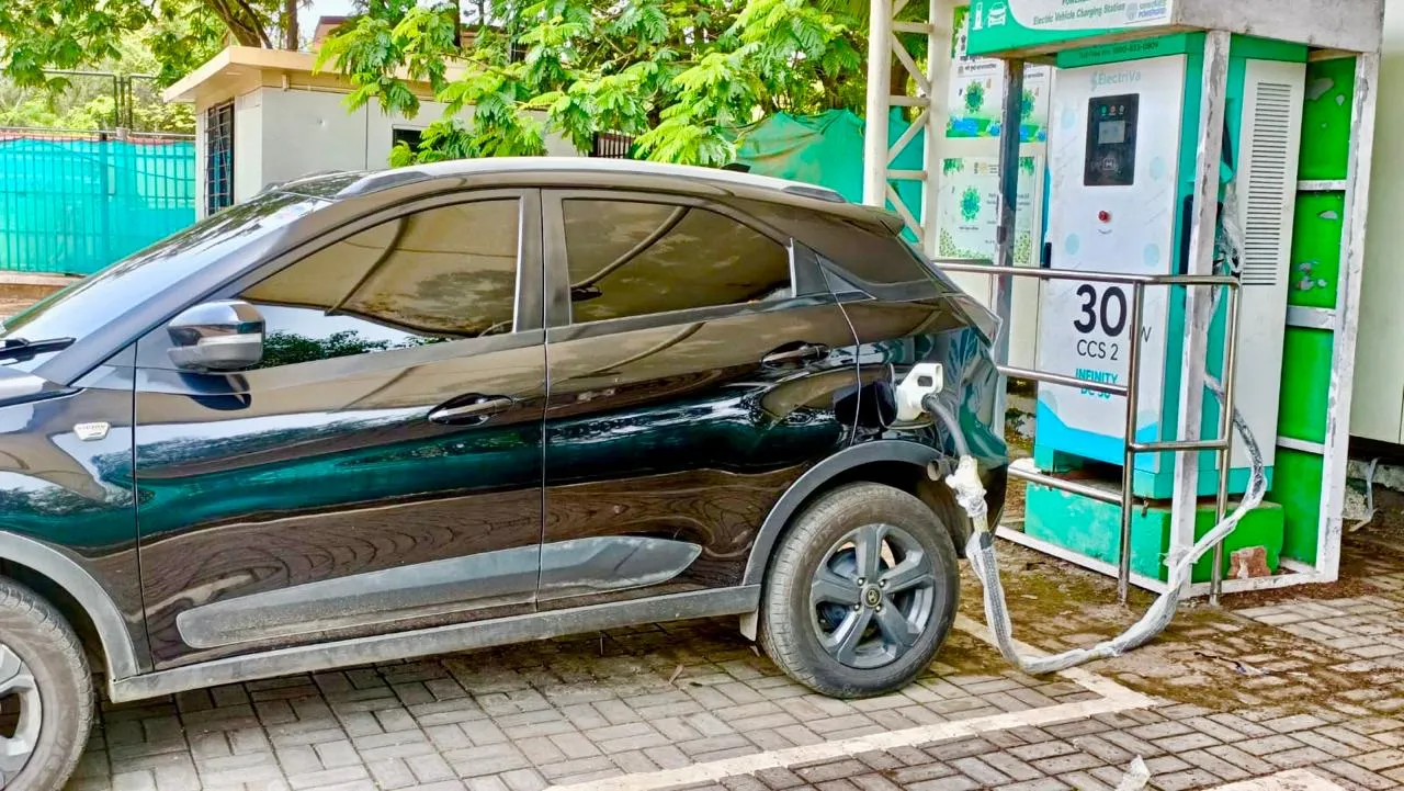Aajchi Navi Mumbai | ज्वेल्स ऑफ नवी मुंबई येथील ई व्ही चार्जींग स्टेशन खुले