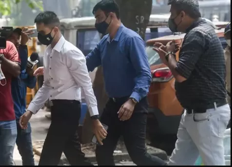 Aajchi Navi Mumbai | हेच तर खरे नशेडी...