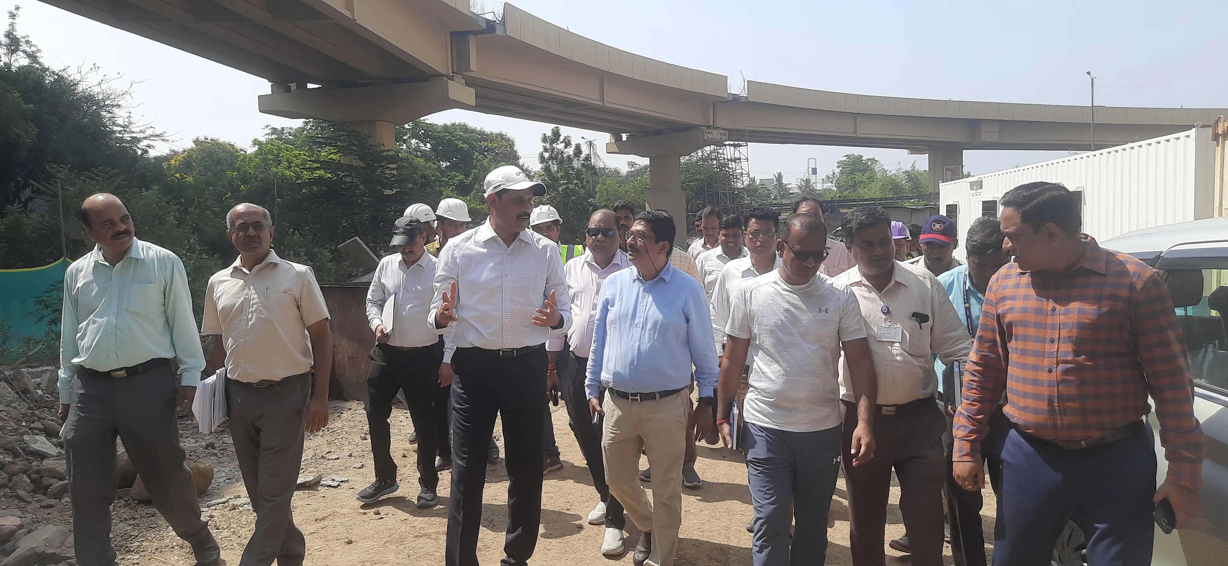 Aajchi Navi Mumbai | घणसोली ते ऐरोली खाडी पूलाच्या कामाची आयुक्तांकडून ...