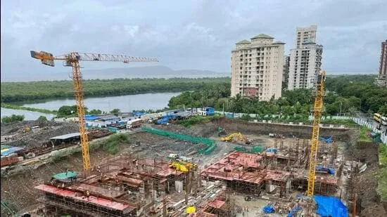 Aajchi Navi Mumbai | गोल्फ कोर्सची परवानगी पुन्हा वादात